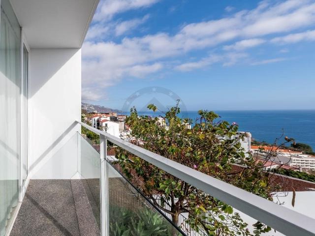 Moradia Geminada V4 Casas Brancas 313m² São Martinho