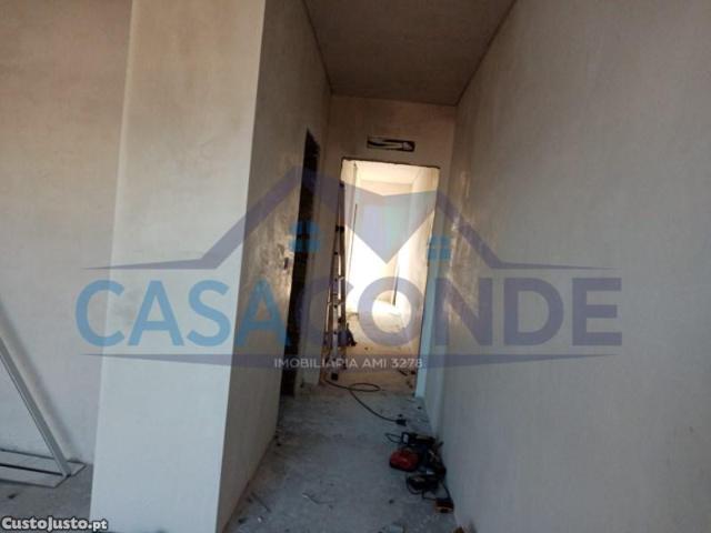 Moradia Geminada V4 Duplex