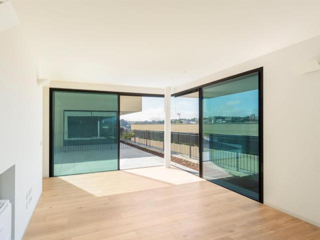 Moradia Geminada V2 vistas Rio Douro 120m² São Pedro Da Afurada