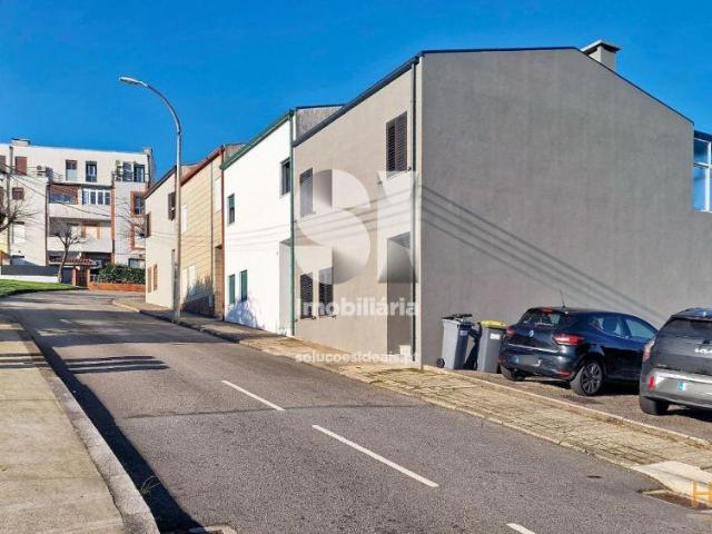 Moradia Geminada V3 Valongo | 26024053969