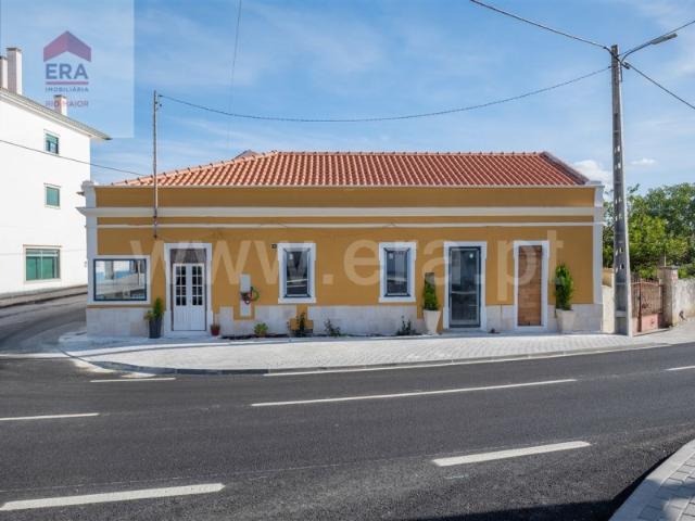 Moradia Geminada 3 quartos, Alcanede, Santarém
