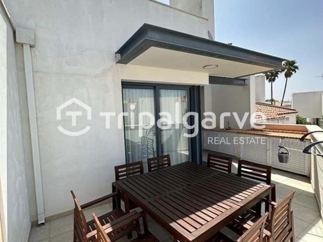 Moradia Germinada V3+2 em Vilamoura, com garagem e piscina. 105m² Quarteira