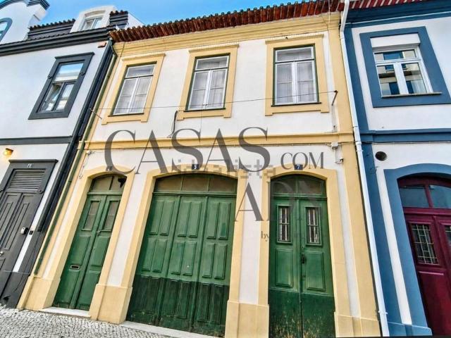 Moradia, Glória e Vera Cruz