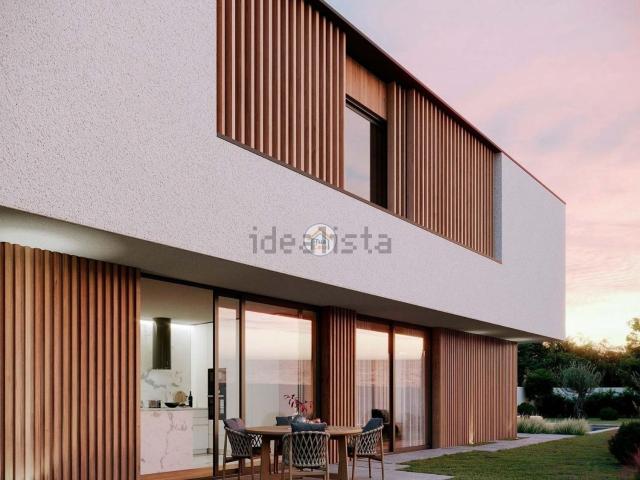 Moradia, Glória e Vera Cruz