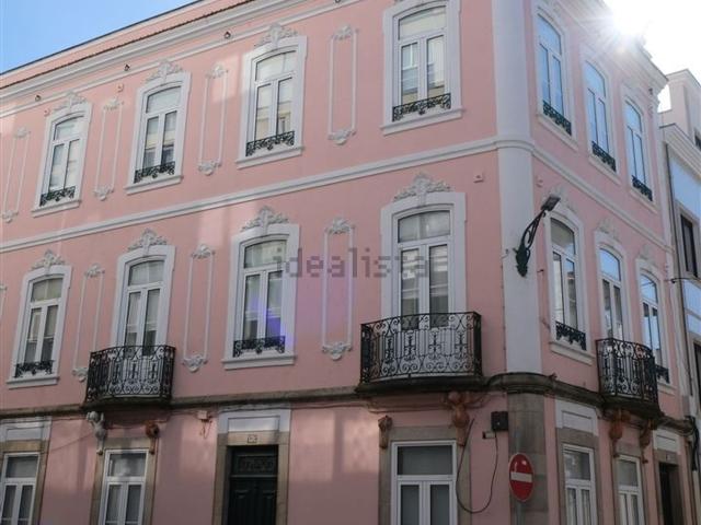 Moradia, Glória e Vera Cruz