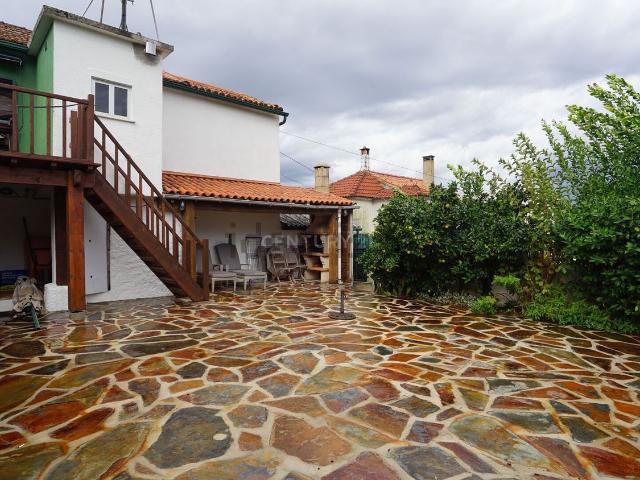 Moradia, Góis