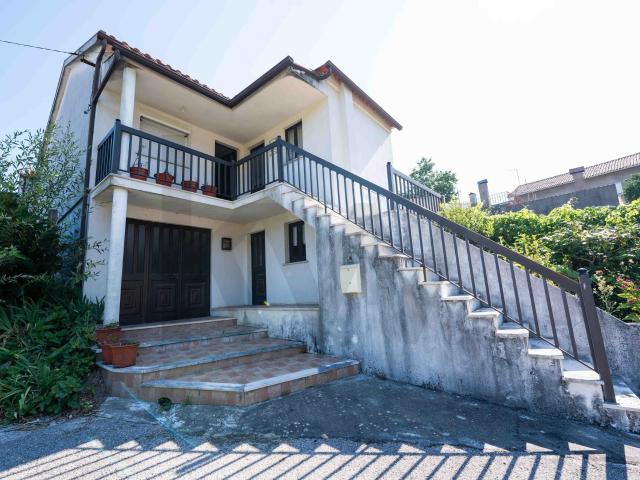 Moradia habitável com Duas Habitações Independentes – Granja, Figueira de Lorvão | Penacova