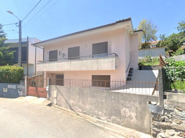 Moradia Ind. V3 Tabuaças