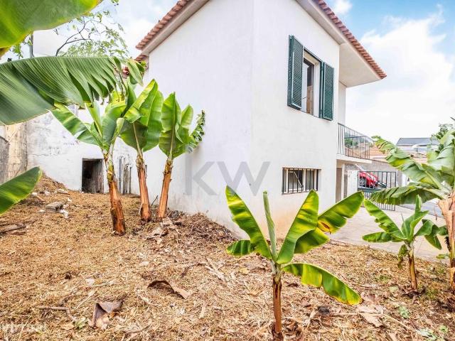 MORADIA INDEPENDENTE T3 | VISCONDE DE CAGONGO BOA NOVA FUNCHAL