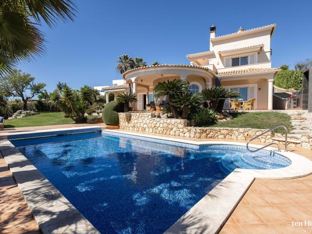 Vila Isolada 3 Quartos Caliças Lagos