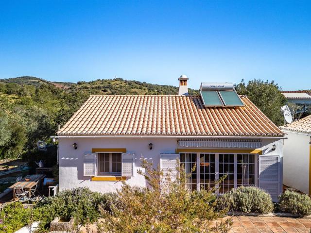 Moradia Independente T2 à Venda em Localização Tranquila Per. 112m² Tavira santa maria