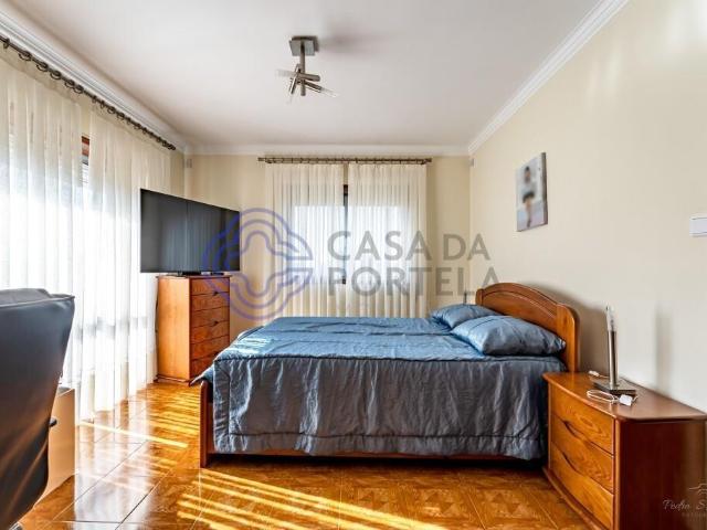 Moradia independente t2 convertido em t3 na Travessa do Bair. 156m² Custóias, Leça do Balio e Guifões