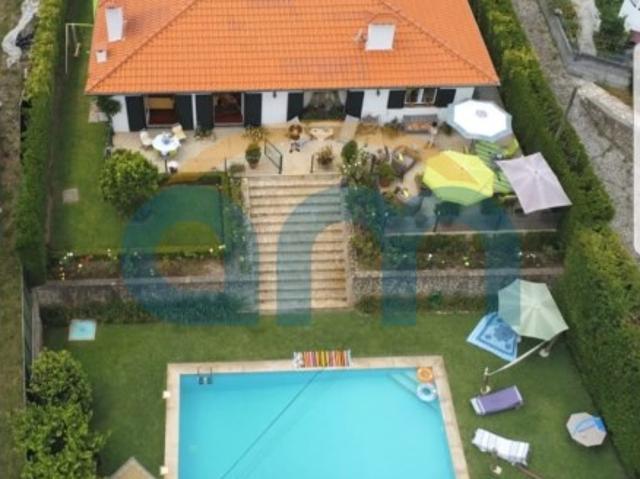 Moradia independente T4 em Gemeses, Esposende