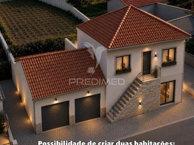 Moradia independente à venda na Costa do valado | 26084094650