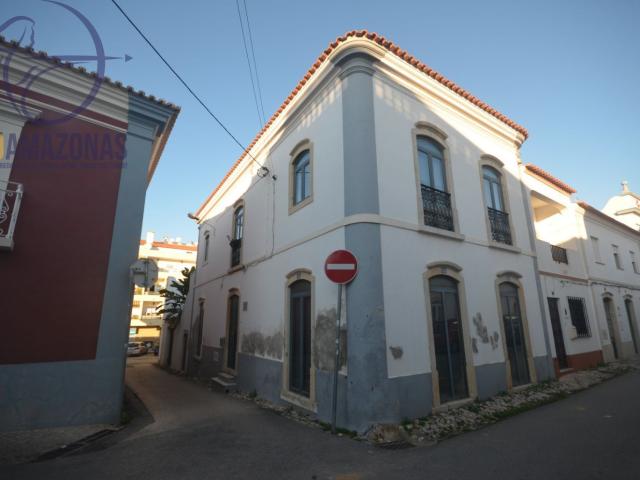 Moradia independente no Algôz Silves