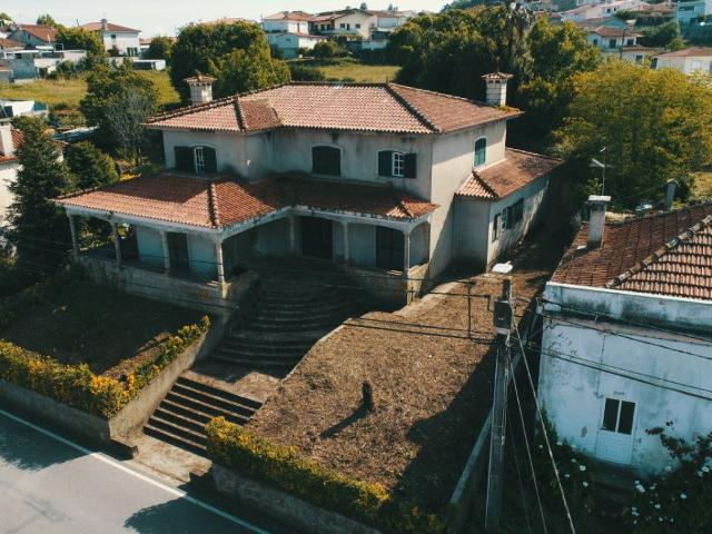 Moradia individual, para venda, Vila Nova de Famalicão Vila Nova de Famalicão e Calendário