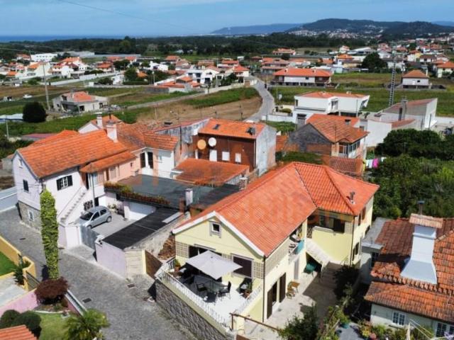 Moradia Individual T4 + 2 com Vistas Excecionais Belinho E. 180m² Belinho e Mar