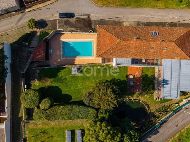 Moradia individual T5 c/ piscina junto ao Bom Jesus Braga