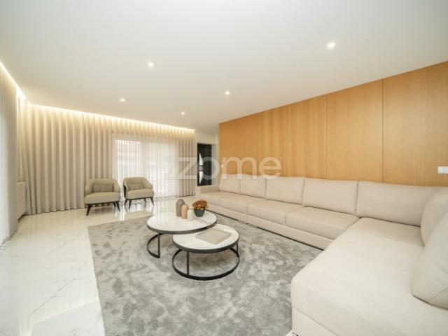 Moradia Individual T5 em Barbudo, Vila Verde Braga