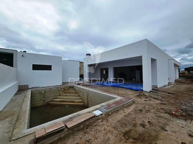 Moradia Isol. T3 c/Piscina e Garagem, Vale Choupo Azeitão