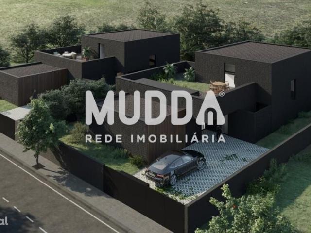 Moradia isolada com piscina