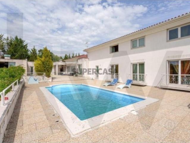 Moradia isolada com piscina a 7km de Fátima