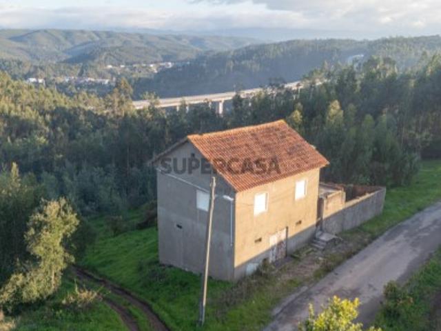 Moradia isolada com terreno e poço em Anaguéis Almalaguês, Coimbra