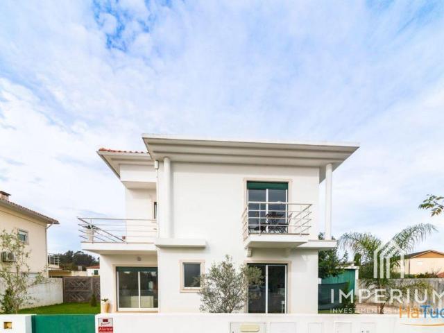 Moradia Isolada Alquerubim | 26064059874