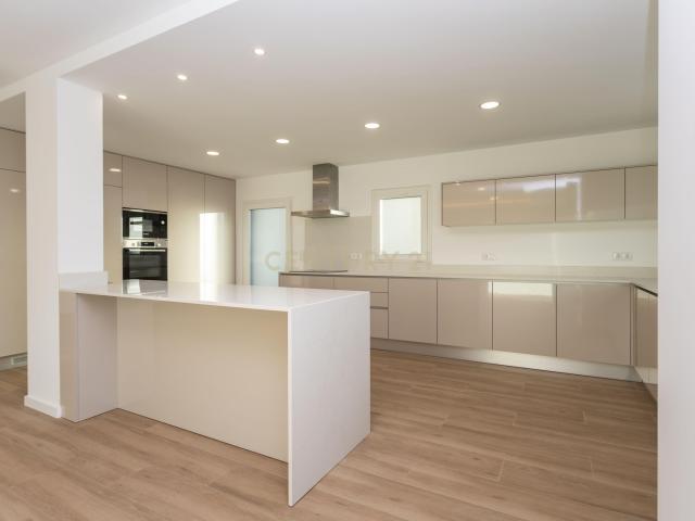 Moradia Isolada de 254,74m2, com piscina