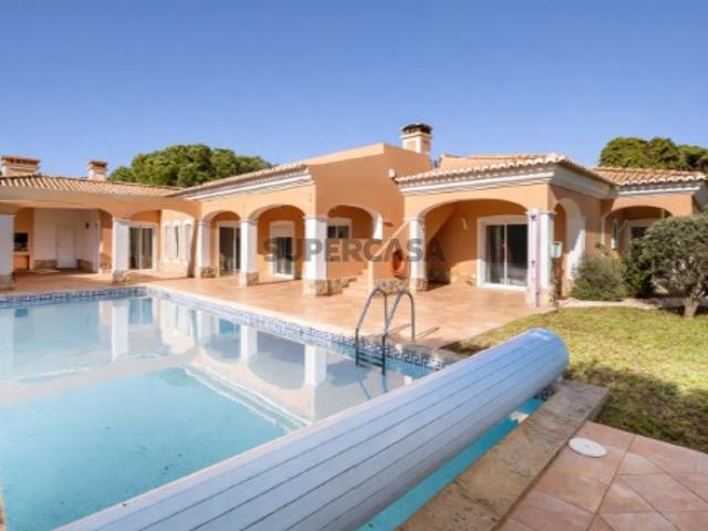 Moradia Isolada de Luxo com Piscina e Terreno de 1000 m² Praia da Luz, Lagos