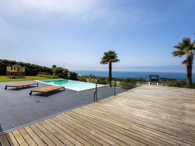 Moradia Isolada Frente Praia, Foz do Arelho 421m² Foz Do Arelho