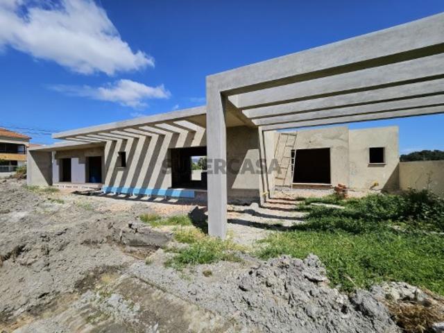 Moradia Isolada Piscina Lote 552m2