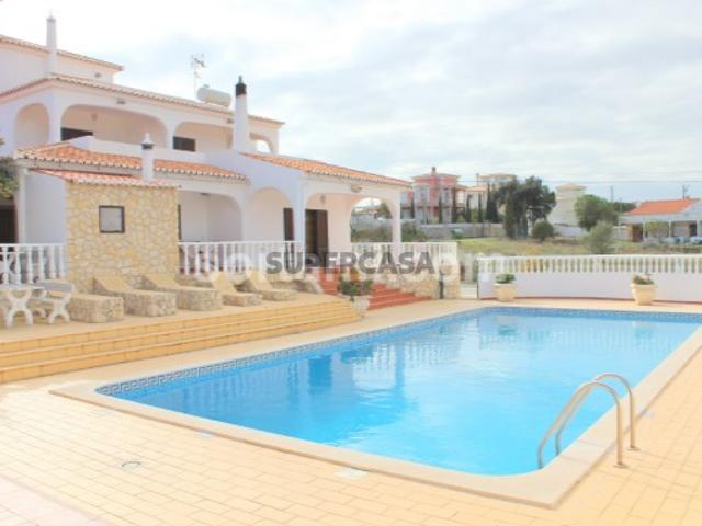 Moradia Isolada >=T10 Venda em Albufeira e Olhos de Água,Albufeira