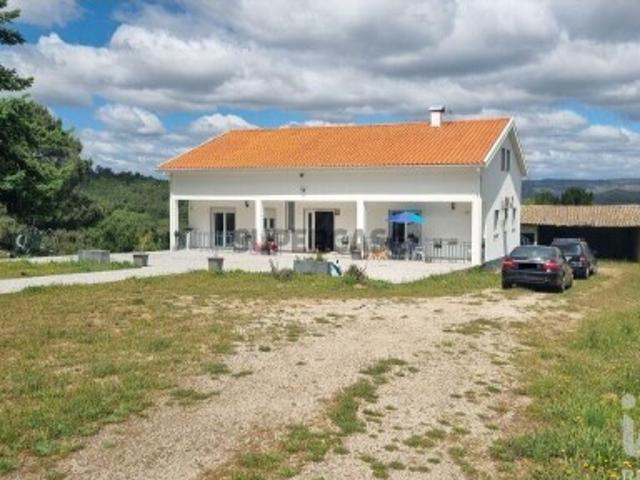 Moradia isolada T2 em Casas do Soeiro