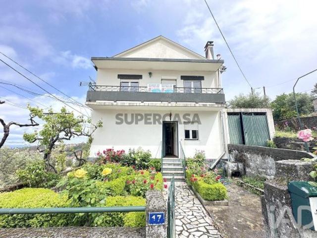 Moradia isolada T2 em Aldeias e Mangualde da Serra de 105 m²
