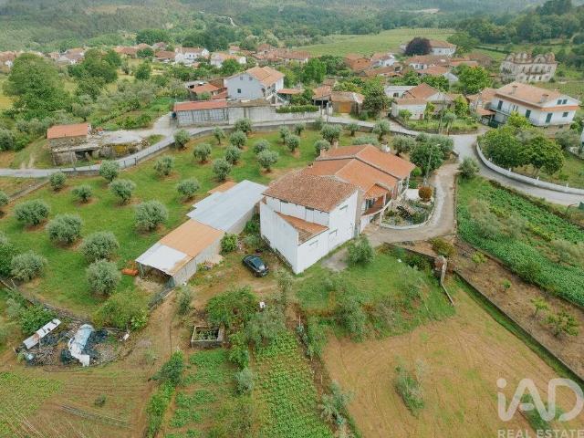 Moradia isolada T2 em Ázere e Covelo de 130 m² 130m² Ázere e Covelo