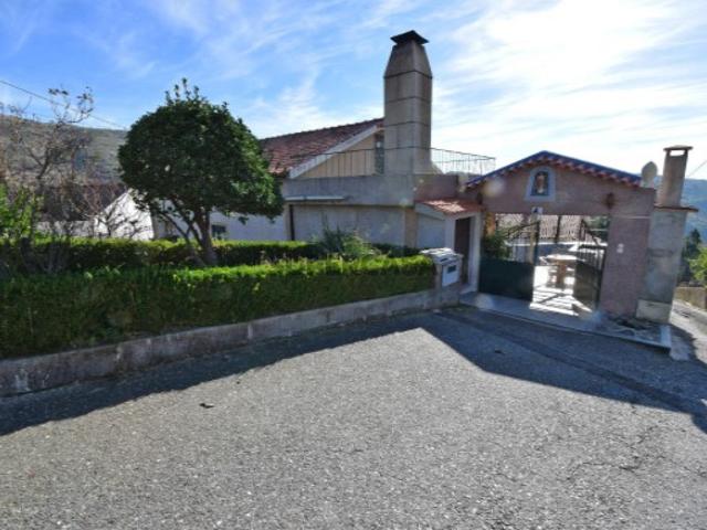 Moradia Isolada T2 Venda em Teixoso e Sarzedo,Covilhã