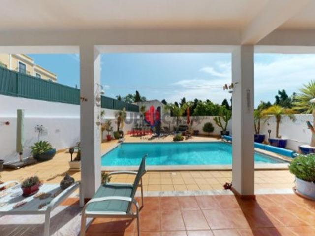 Moradia Isolada T3+1 com Piscina e Carport | Ferragudo