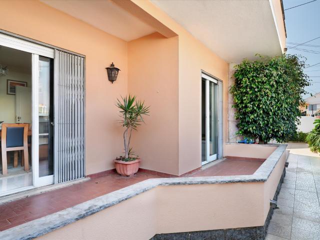 Moradia isolada T3+2 na Parede 224m² Carcavelos e Parede