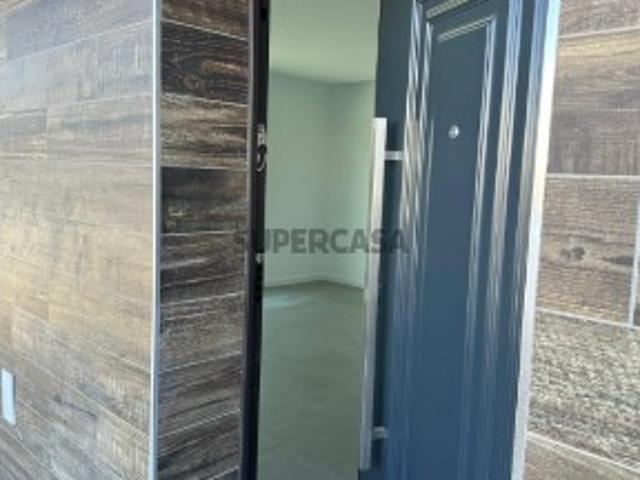 MORADIA ISOLADA T3