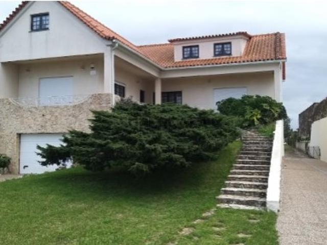 Moradia Isolada T3 c/ Terreno em Mouraria, Chão da Parada, Caldas da Rainha
