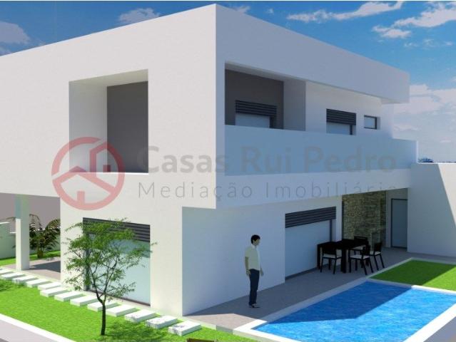 Moradia Isolada T3 com piscina