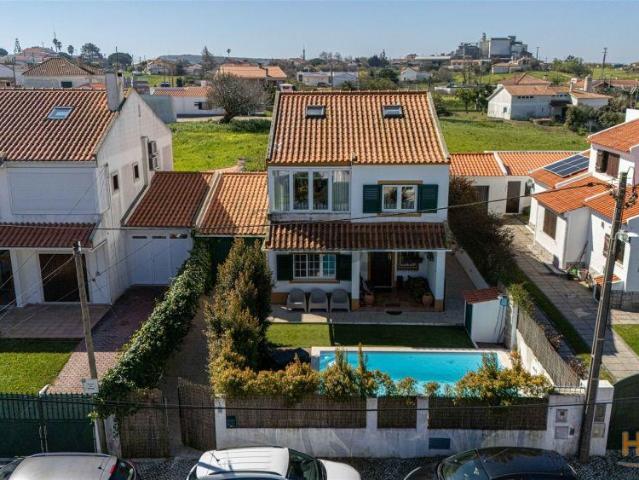 Moradia Isolada T3 com Piscina em Sesimbra | 26064083141