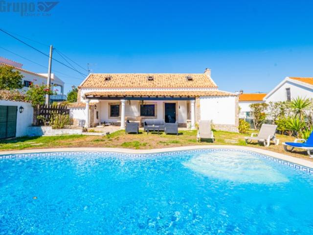 Moradia Isolada T3 com Piscina em Sesimbra
