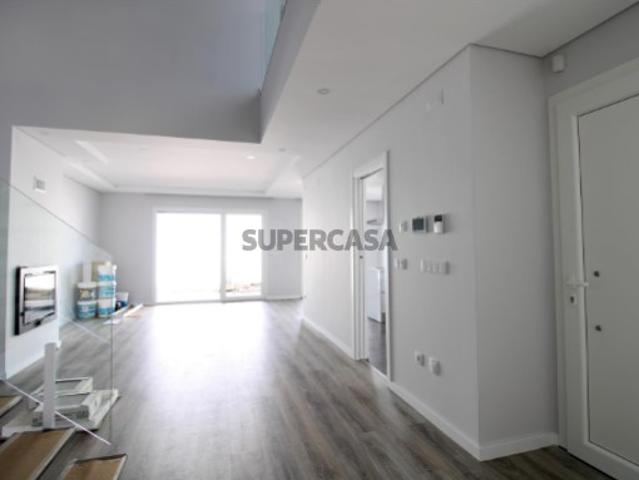 Moradia Isolada T3 com piscina Fernão Ferro 445.000€