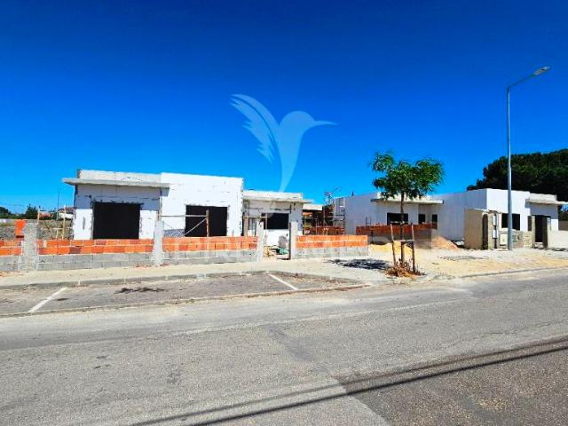 Moradia Isolada T3 c/Piscina e Garagem, Brejos de Azeitão