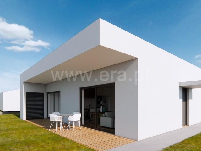 Moradia Isolada T3 / Marco de Canaveses, Soalhães