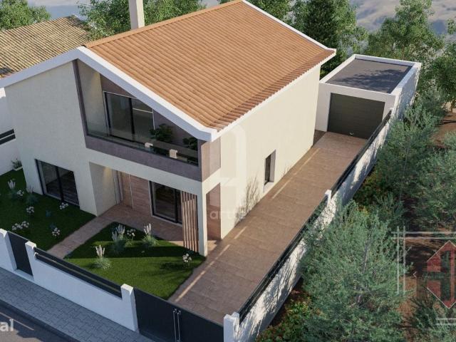 Moradia isolada T3, Setbal, Quinta da Queimada, Corroios, Venda
