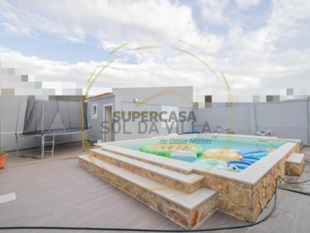 Moradia Isolada T3 + T1 com anexo, piscina e garagem 465.000€