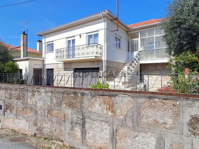 Moradia Isolada T3 Venda em Silgueiros,Viseu